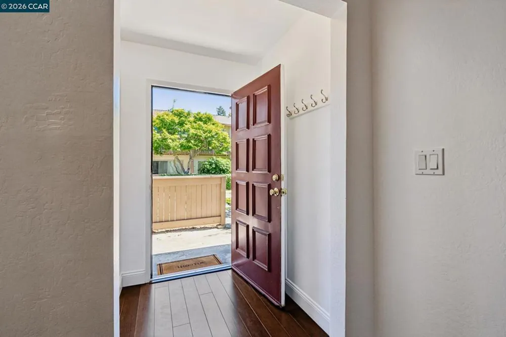 1885 Olmo Way Walnut Creek, CA 94598