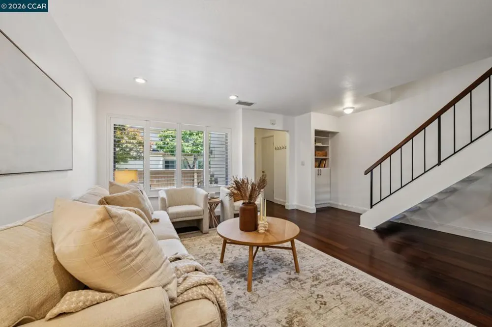 1885 Olmo Way Walnut Creek, CA 94598