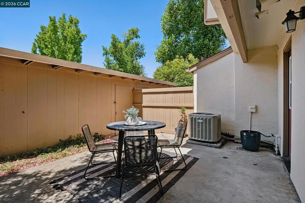 1885 Olmo Way Walnut Creek, CA 94598