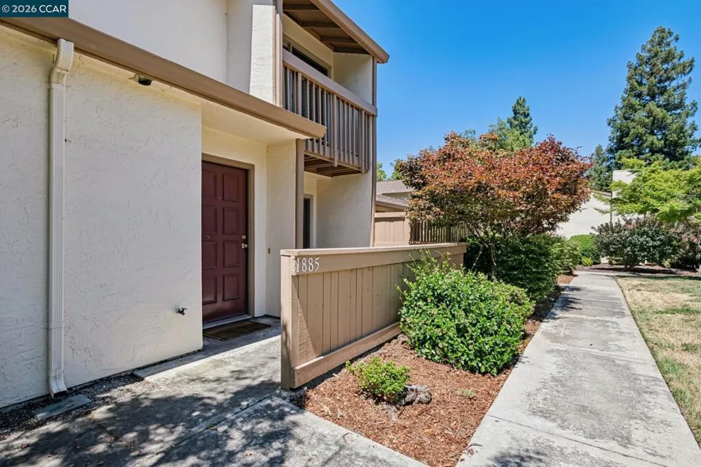 1885 Olmo Way Walnut Creek, CA 94598