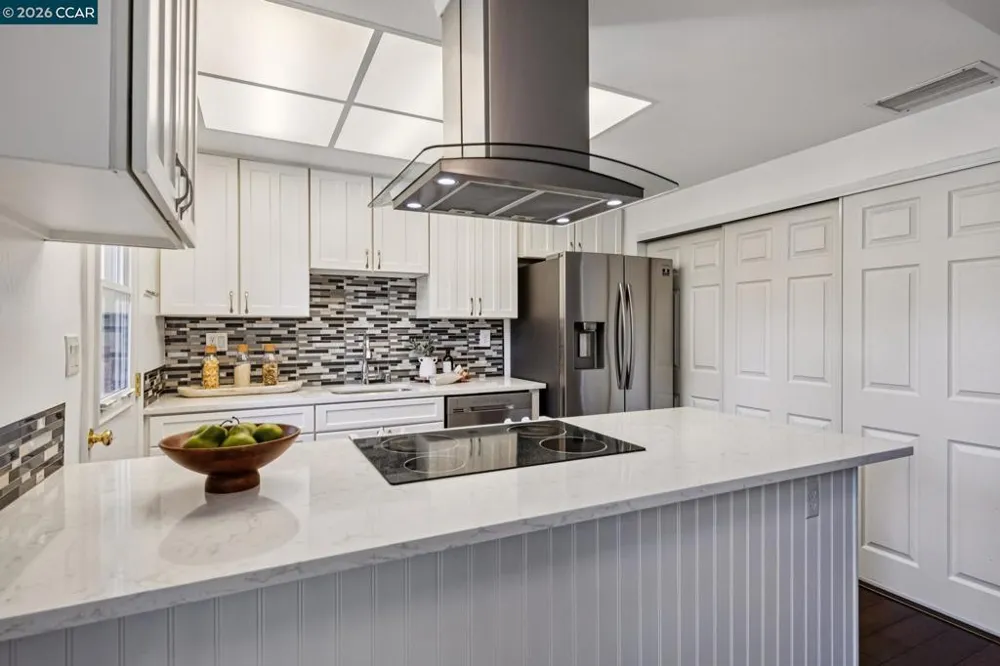 1885 Olmo Way Walnut Creek, CA 94598