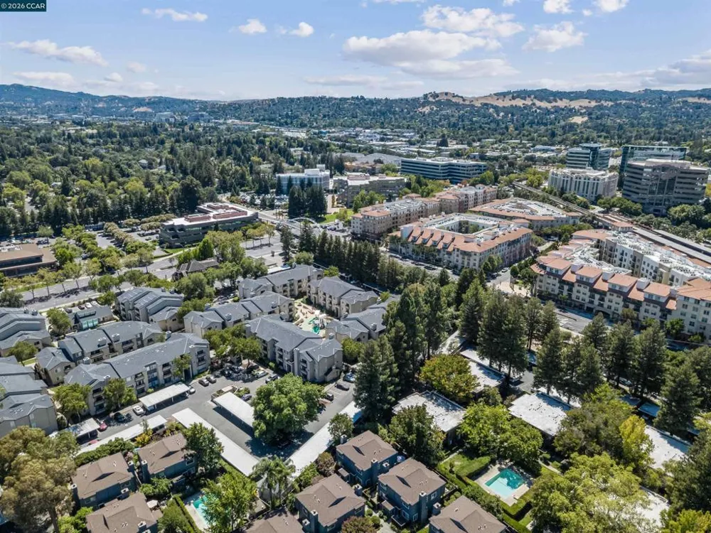 1194 Honey Trail Walnut Creek, CA 94597