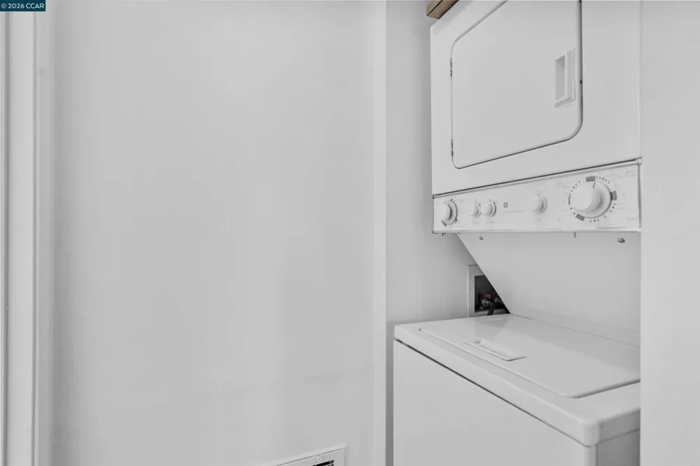 1194 Honey Trail Walnut Creek, CA 94597