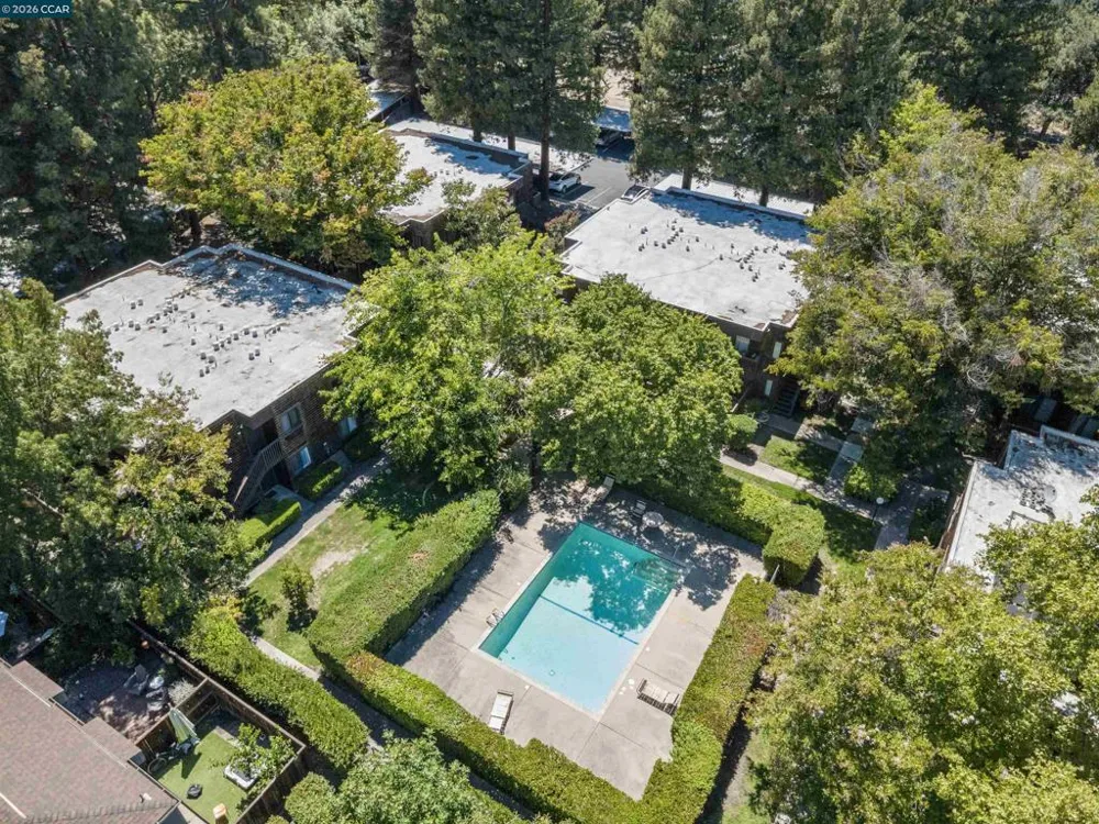 1194 Honey Trail Walnut Creek, CA 94597