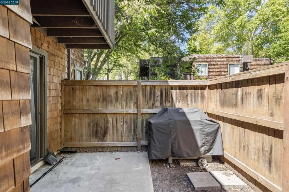 1194 Honey Trail Walnut Creek, CA 94597