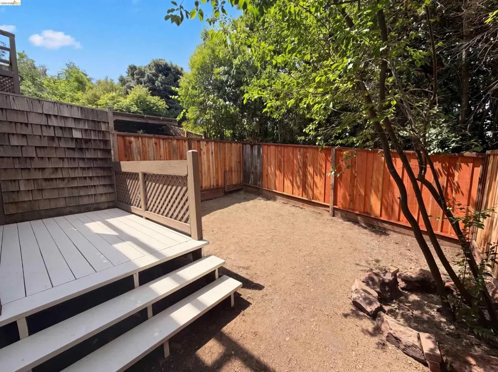 1555 Hecker Pass Rd #C101 Gilroy, CA 95020