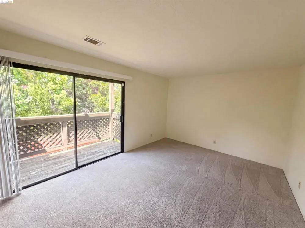 1555 Hecker Pass Rd #C101 Gilroy, CA 95020