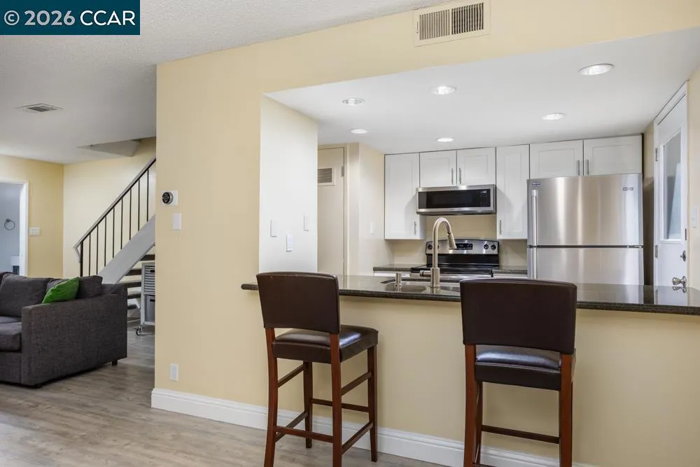 5468 Roundtree Pl #P Concord, CA 94521