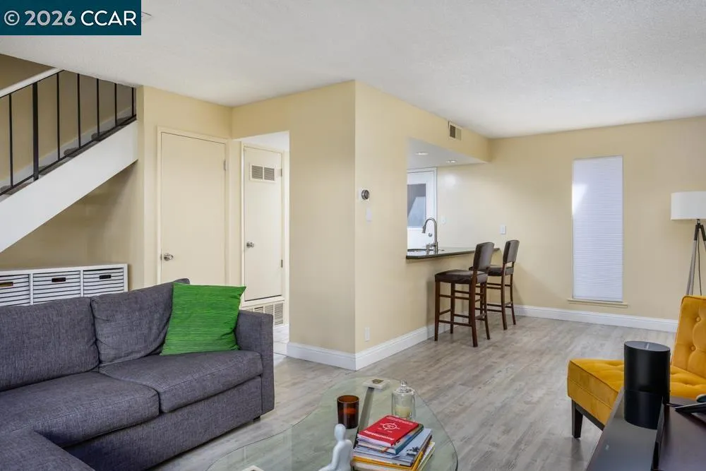 5468 Roundtree Pl #P Concord, CA 94521