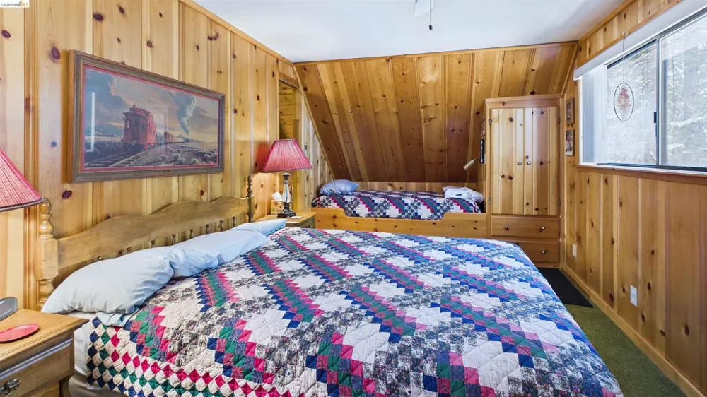 247 Meadowview Pinecrest, CA 95364