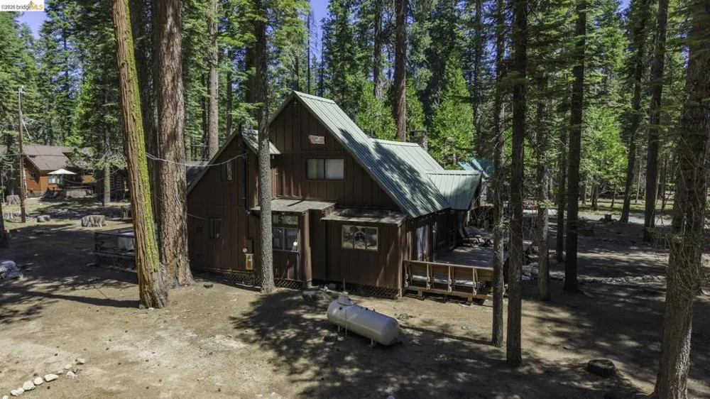 247 Meadowview Pinecrest, CA 95364