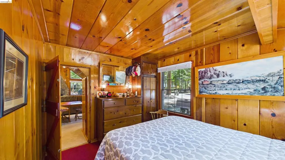 247 Meadowview Pinecrest, CA 95364