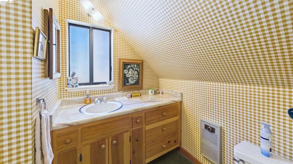 247 Meadowview Pinecrest, CA 95364