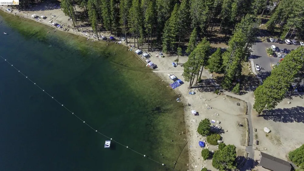 247 Meadowview Pinecrest, CA 95364