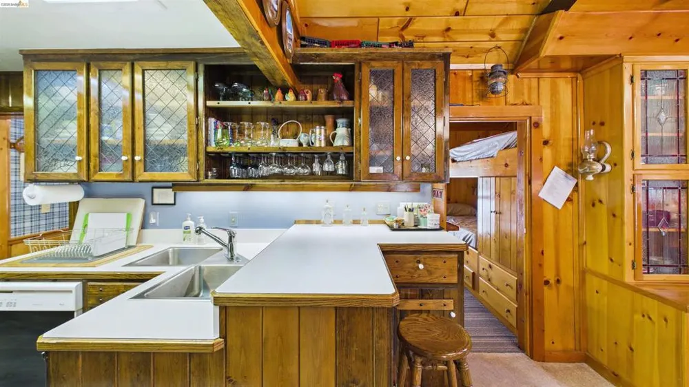 247 Meadowview Pinecrest, CA 95364