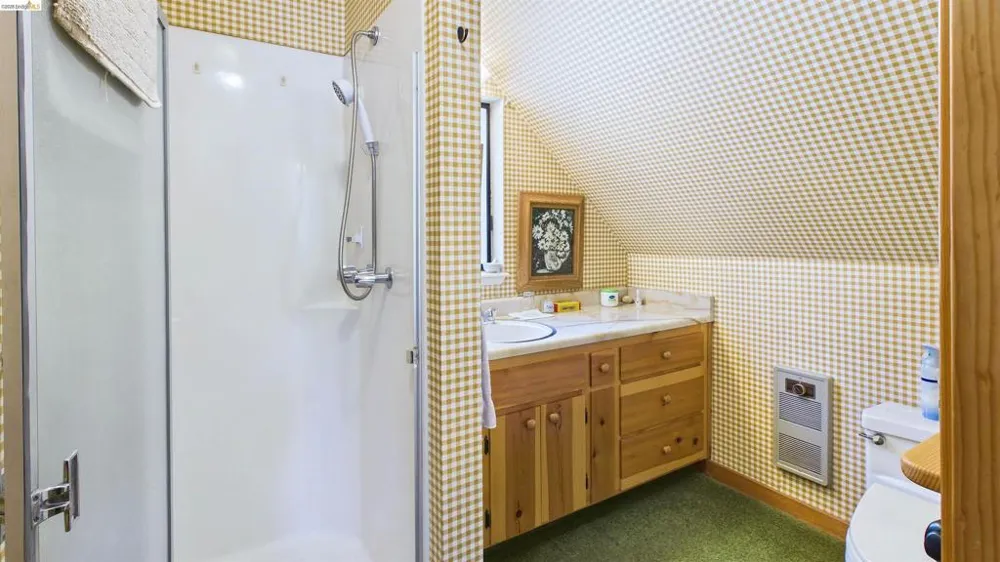 247 Meadowview Pinecrest, CA 95364