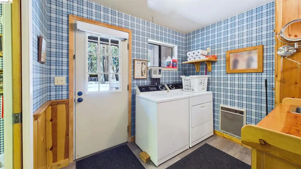 247 Meadowview Pinecrest, CA 95364