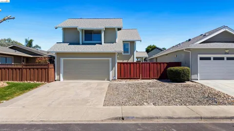 218 Almondtree Ln
