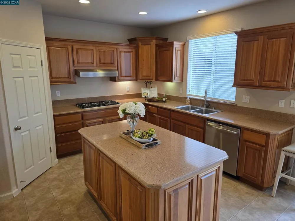 8625 Livingston Way Discovery Bay, CA 94505