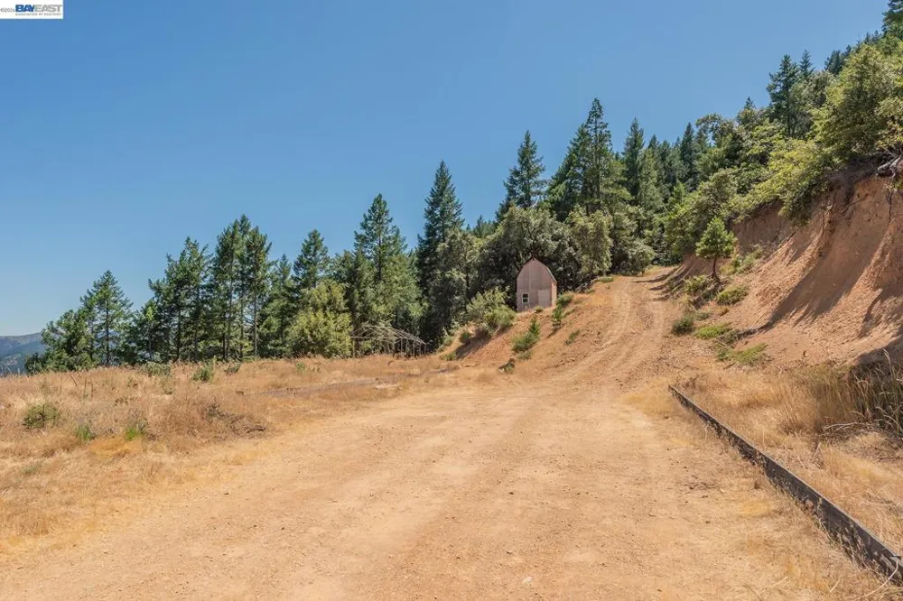 190 Moore Gulch Trinity Center, CA 96091