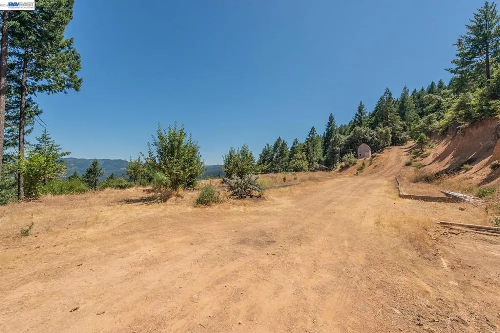 190 Moore Gulch Trinity Center, CA 96091