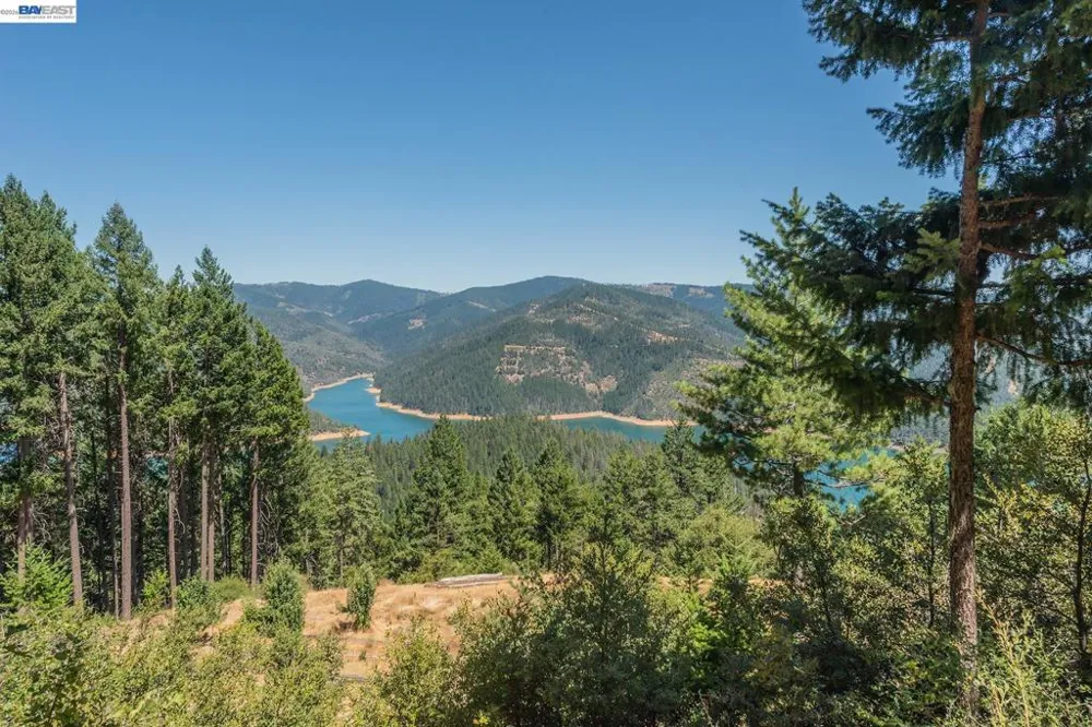 190 Moore Gulch Trinity Center, CA 96091