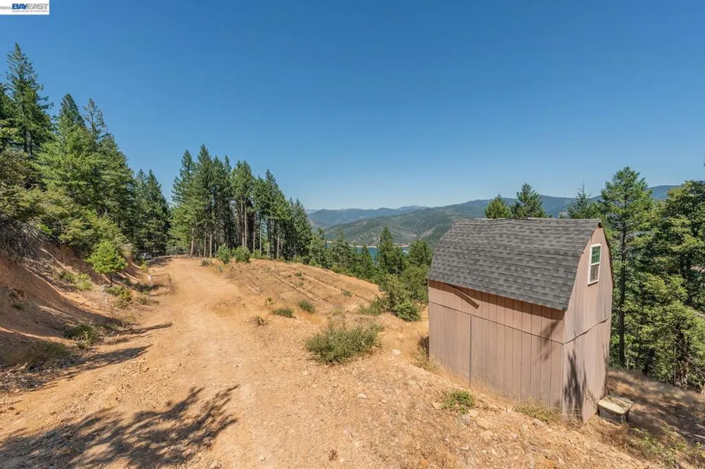 190 Moore Gulch Trinity Center, CA 96091