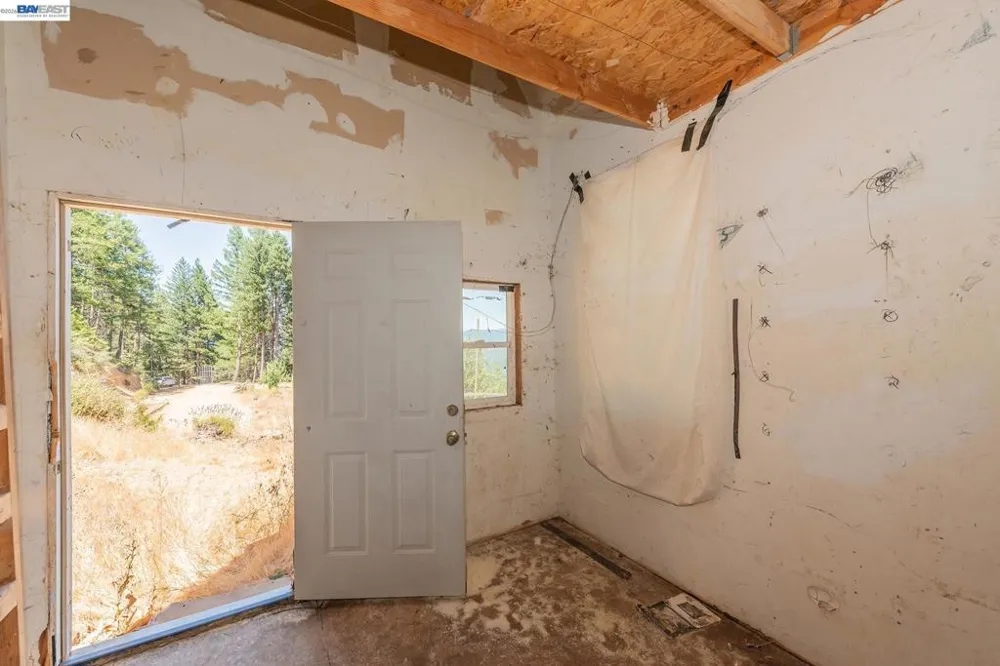 190 Moore Gulch Trinity Center, CA 96091