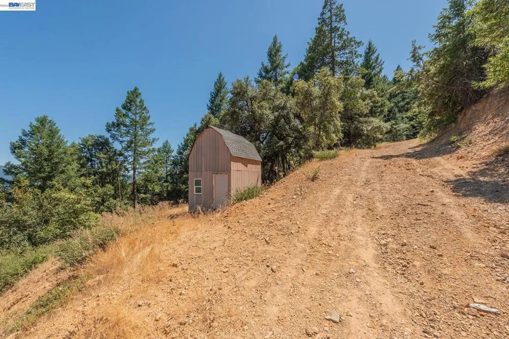 190 Moore Gulch Trinity Center, CA 96091