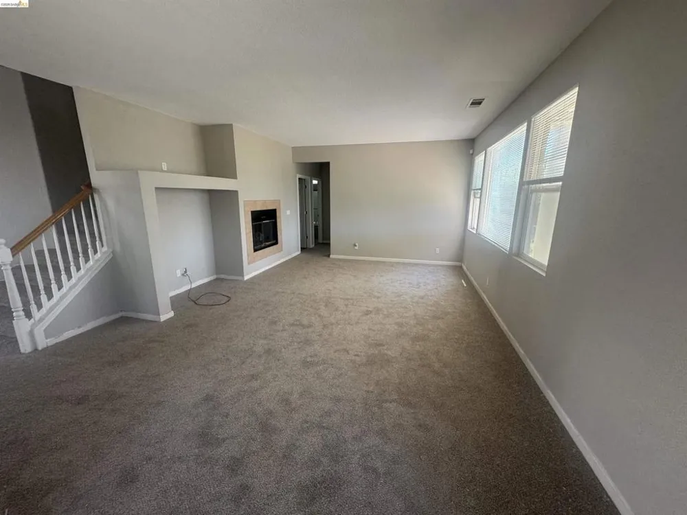 5575 SUNVIEW CT Antioch, CA 94531