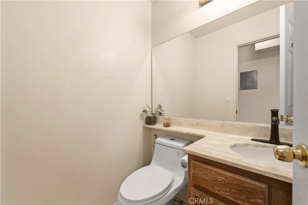 4021 182nd #H Torrance, CA 90504