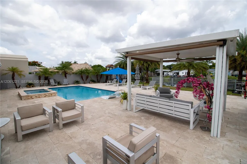 20053 SW 103rd Ave Cutler Bay, FL 33189