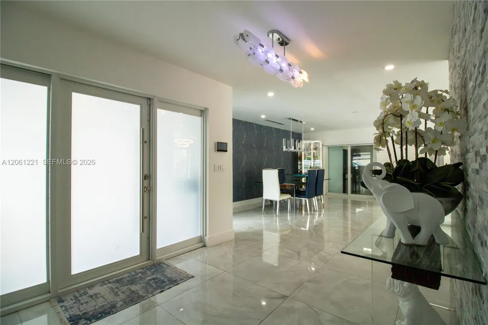 20053 SW 103rd Ave Cutler Bay, FL 33189