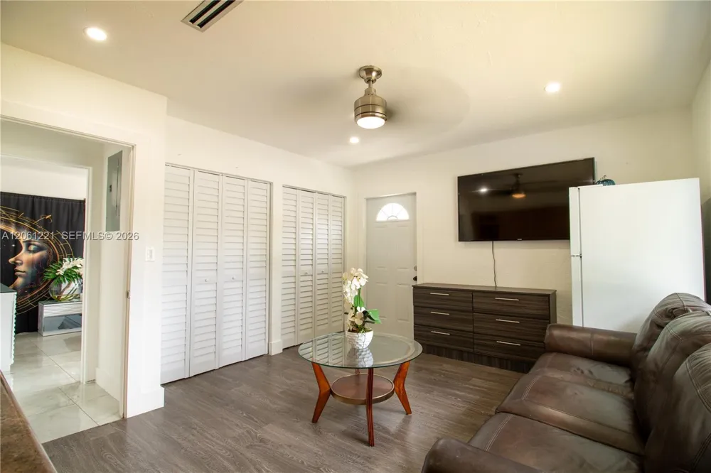 20053 SW 103rd Ave Cutler Bay, FL 33189