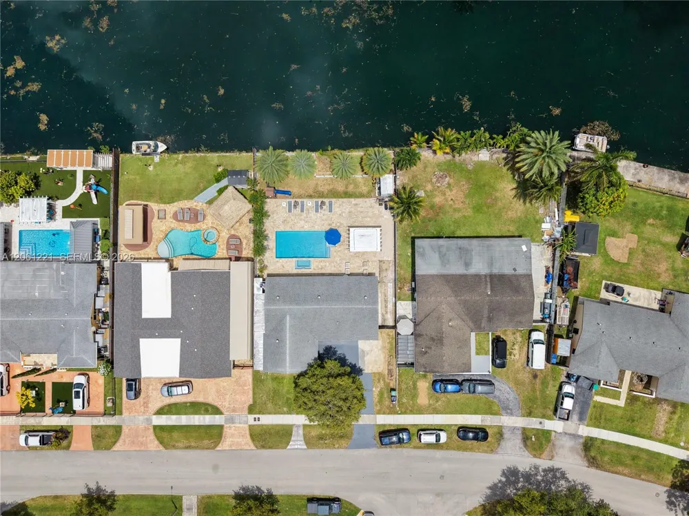 20053 SW 103rd Ave Cutler Bay, FL 33189