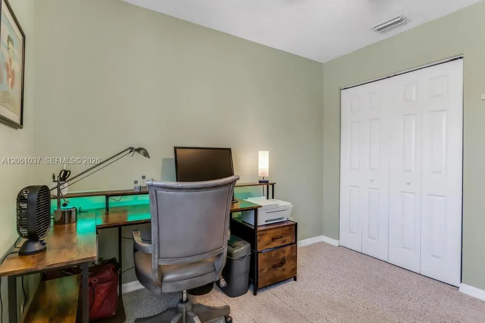 20822 NW 2nd St Pembroke Pines, FL 33029
