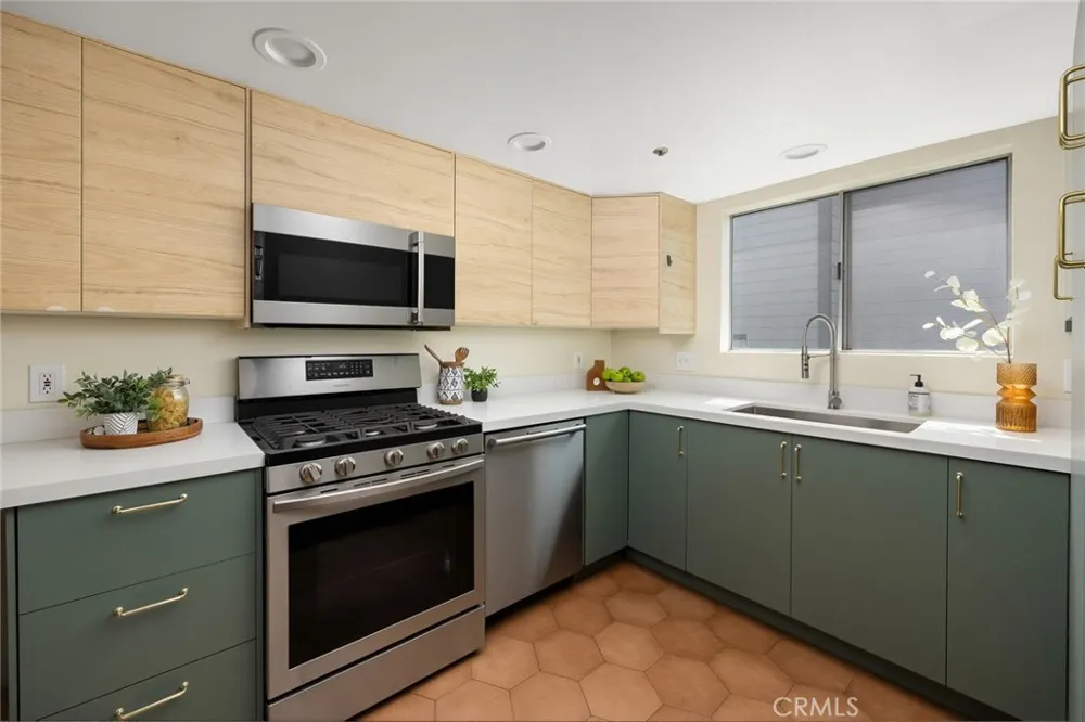 961 E California Boulevard #327 Pasadena, CA 91106