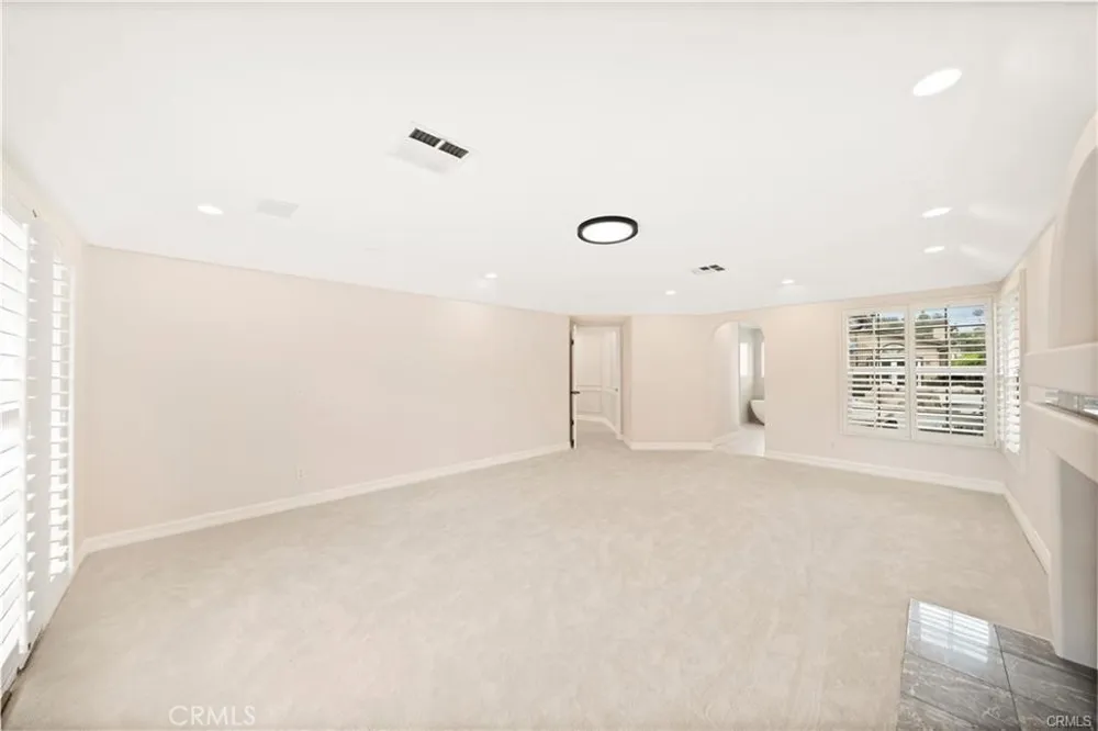 4751 Glen Ivy La Verne, CA 91750