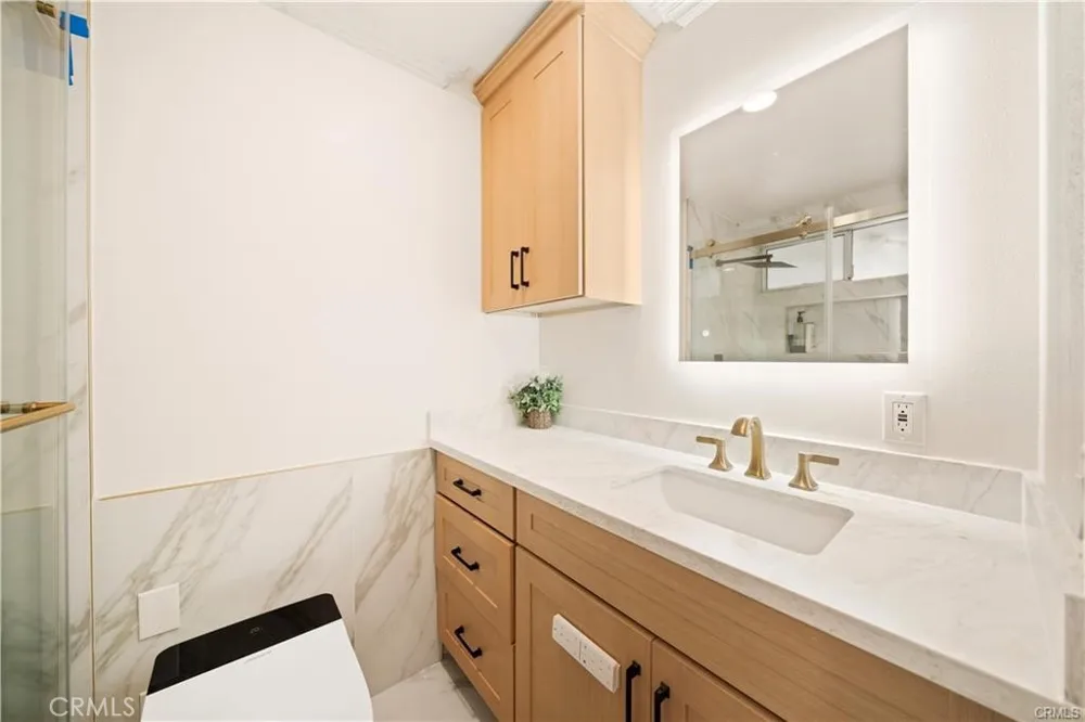 4751 Glen Ivy La Verne, CA 91750