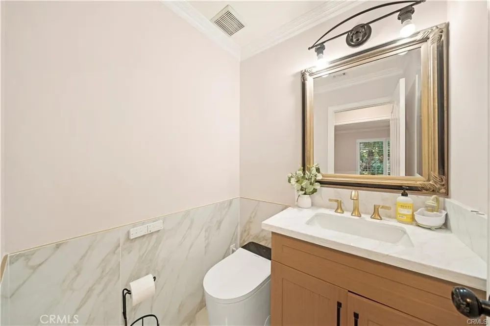 4751 Glen Ivy La Verne, CA 91750