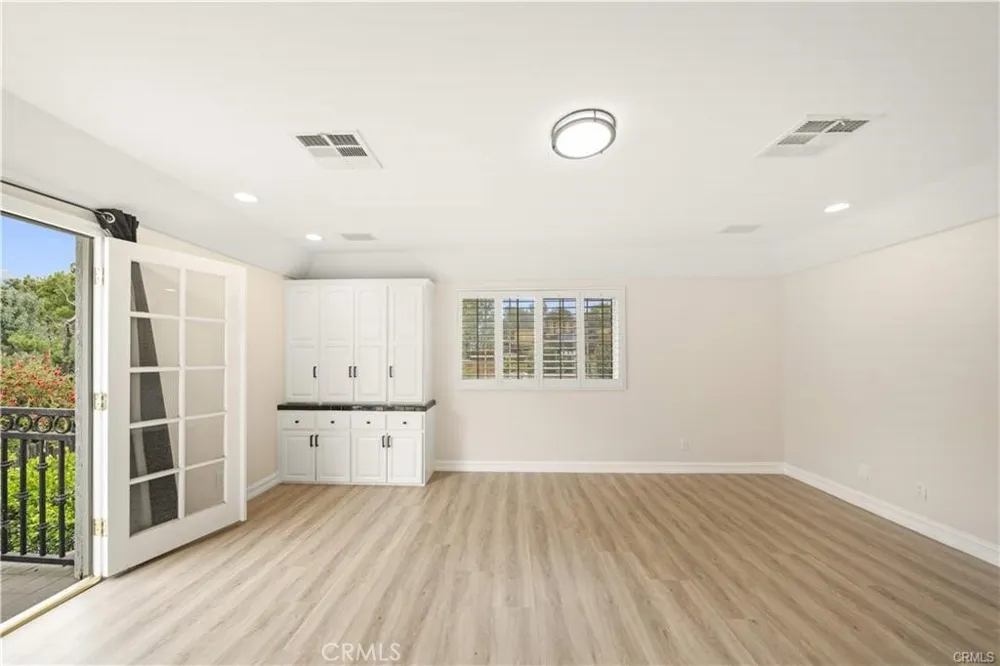4751 Glen Ivy La Verne, CA 91750
