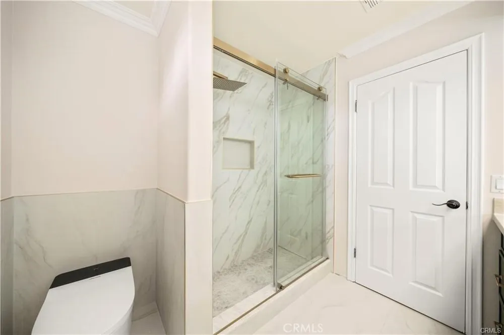 4751 Glen Ivy La Verne, CA 91750