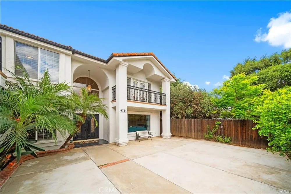 4751 Glen Ivy La Verne, CA 91750