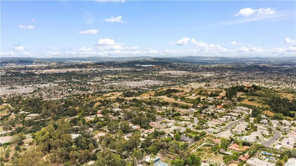 4751 Glen Ivy La Verne, CA 91750