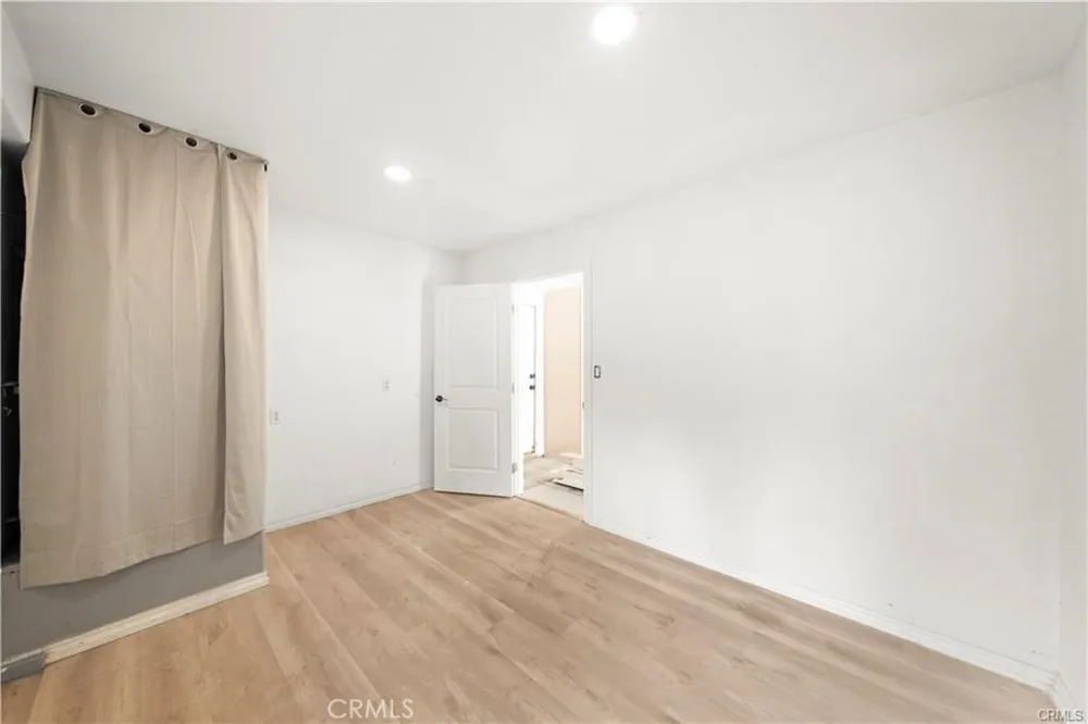 4751 Glen Ivy La Verne, CA 91750