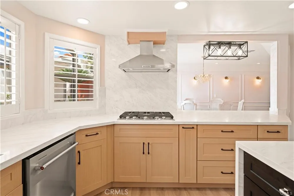 4751 Glen Ivy La Verne, CA 91750
