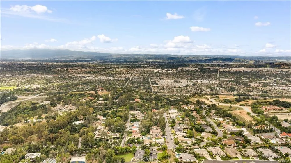4751 Glen Ivy La Verne, CA 91750