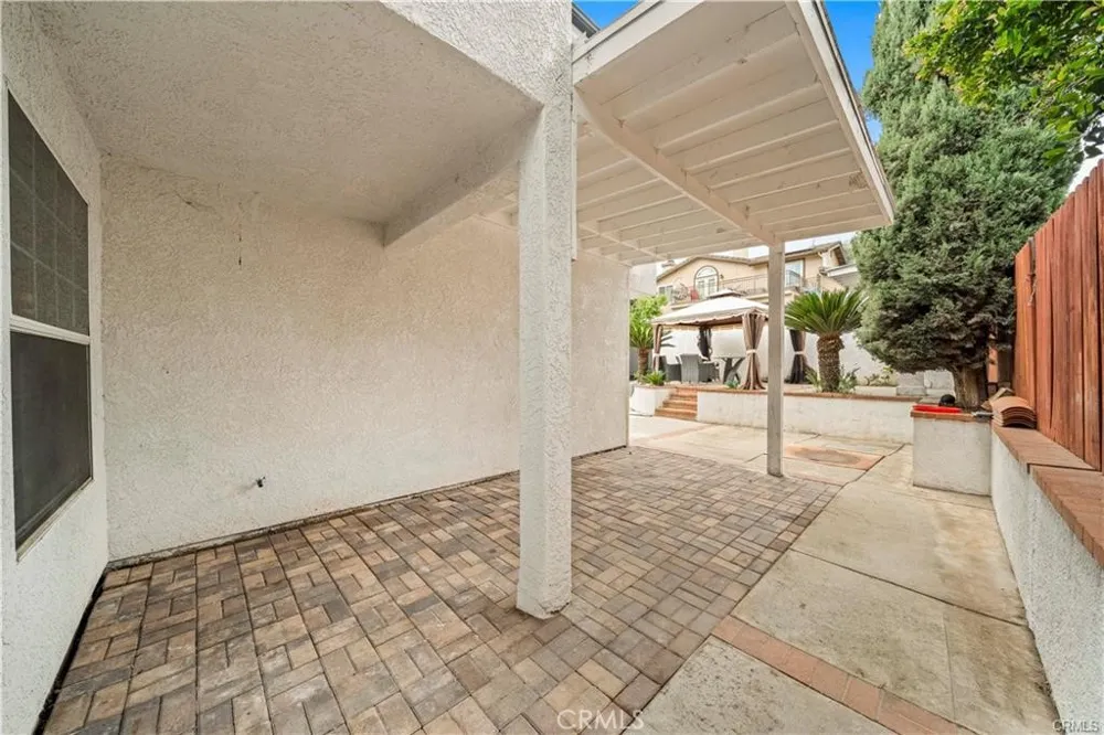 4751 Glen Ivy La Verne, CA 91750