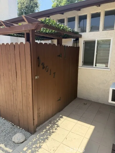 2017 Lovila Lane Altadena, CA 91001