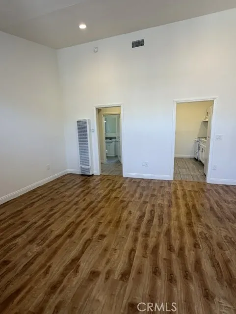 2017 Lovila Lane Altadena, CA 91001